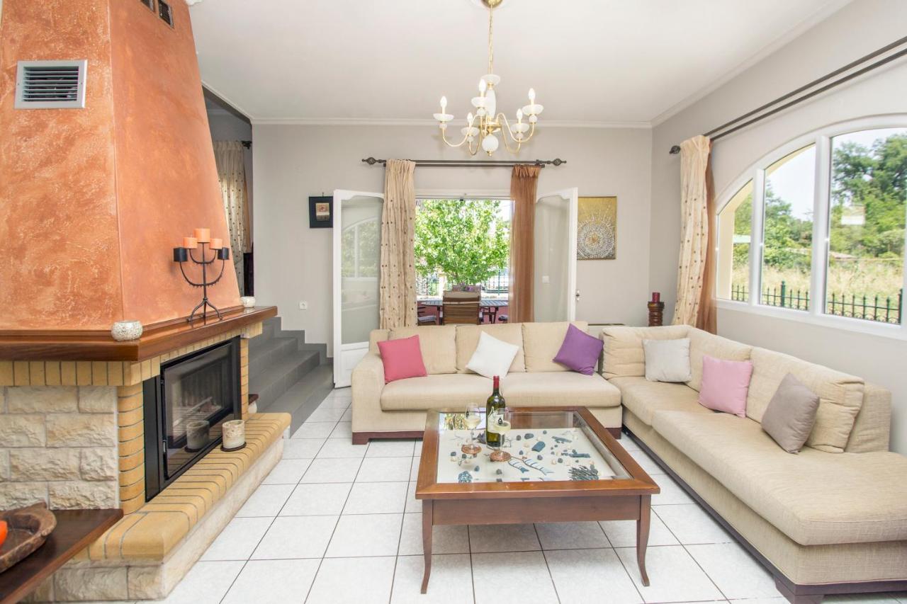 Iliachtida Apartament *