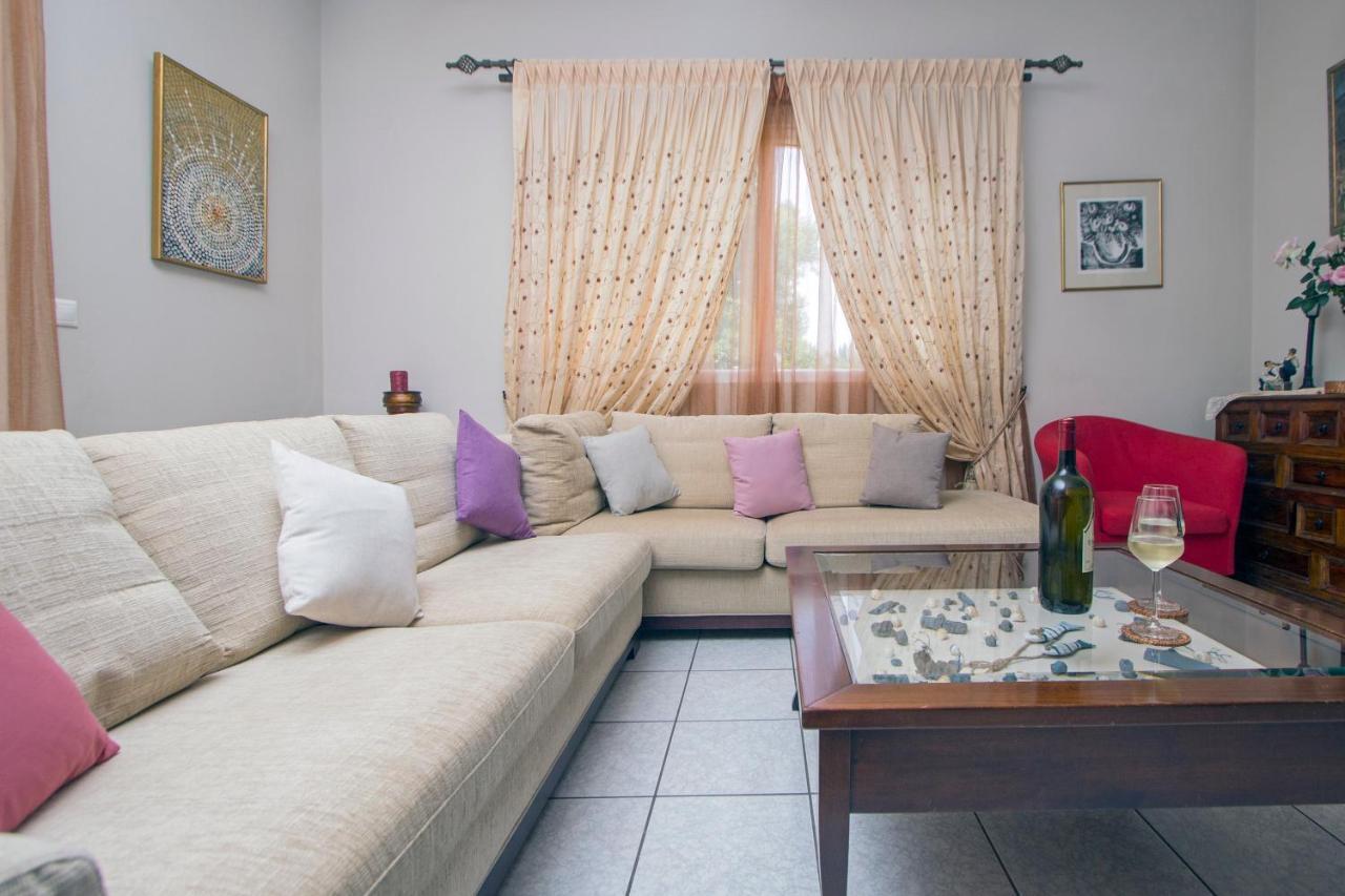 Apartment Iliachtida Alepou